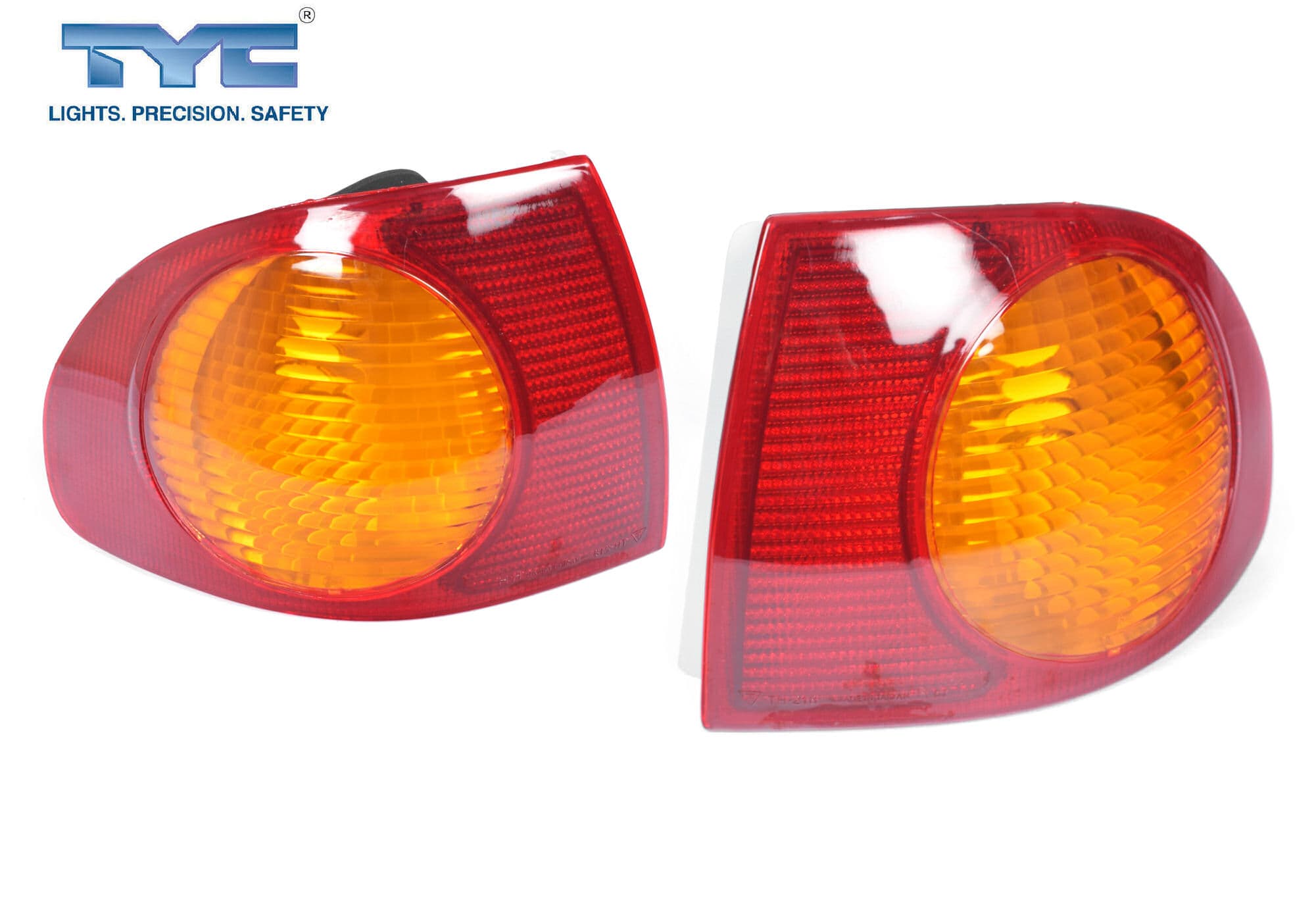 TYC Pair LH+RH Tail Light Lamp For Toyota Corolla AE112 Sedan 1999-2001
