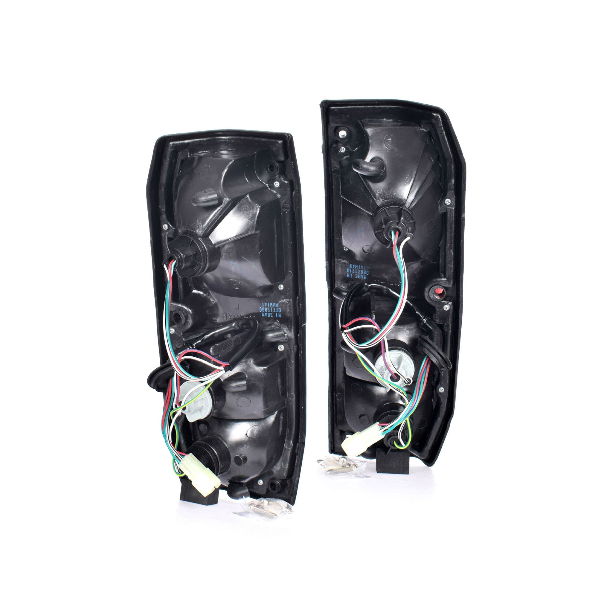 TYC Pair LH+RH Tail Light Lamp For Toyota Landcruiser 70 75 Series Troopy 85~99 view 2